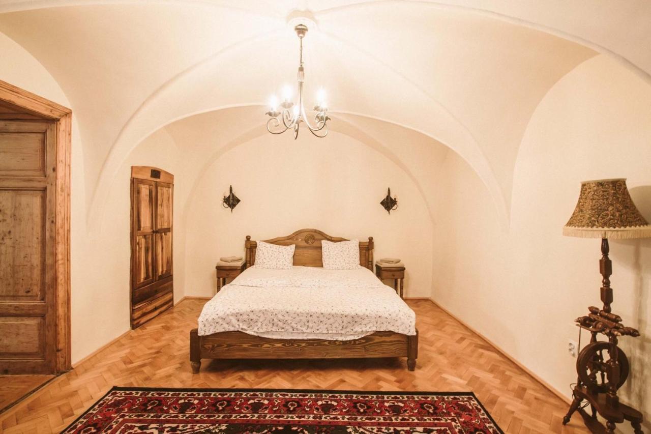 Casa Schobeln Apartment Brasov Luaran gambar
