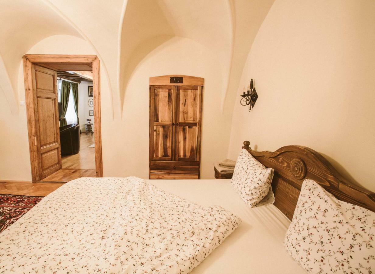 Casa Schobeln Apartment Brasov Luaran gambar